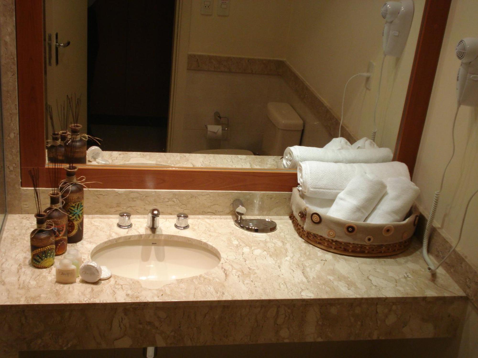 Itauguá Olimpo Hotel & Suites מראה חיצוני תמונה