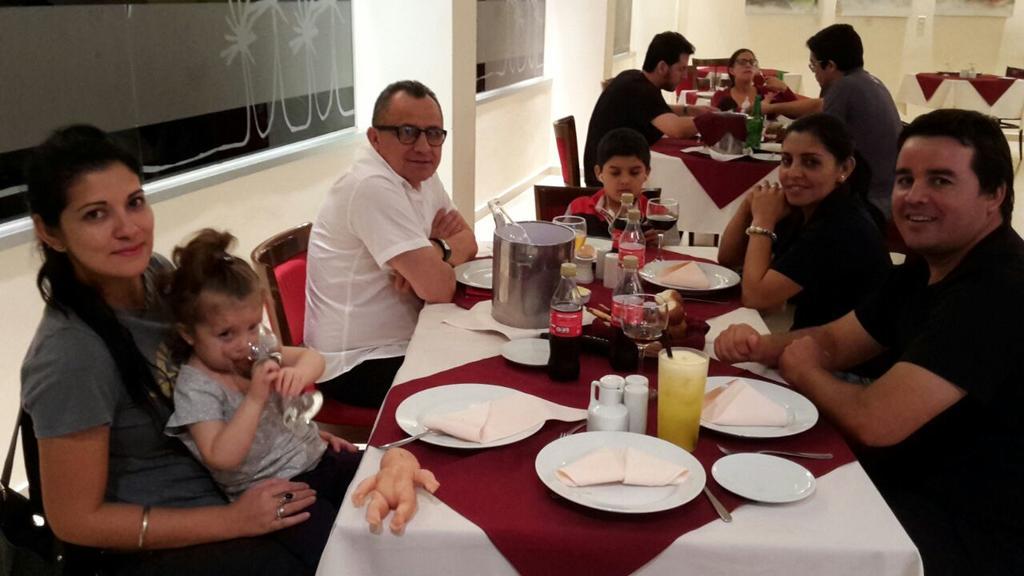 Itauguá Olimpo Hotel & Suites מראה חיצוני תמונה